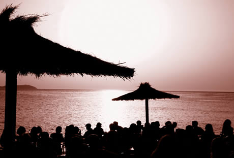 Tramonto al cafe del mar ibiza foto